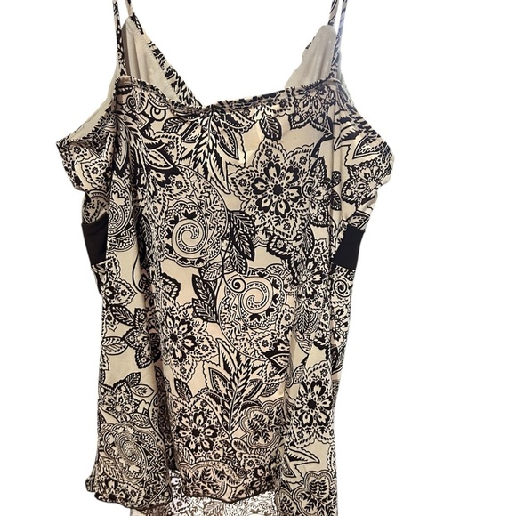 Maurice Floral Black and White Women's halter Top size large - Picture 3 of 4